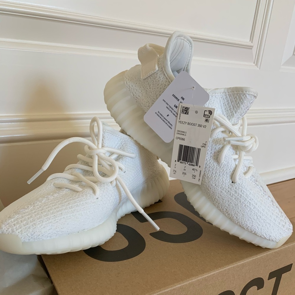 Yeezy Boost 359 V2 cream white/triple white